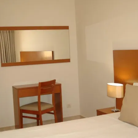Aparthotel Montefino - Eurosun Hotels מלון 3*