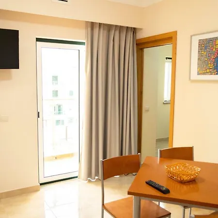 Aparthotel Montefino - Eurosun Hotels מלון